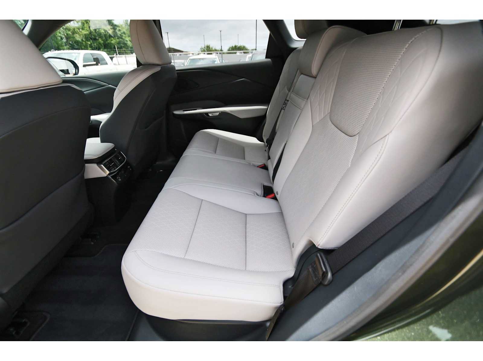 Used 2025 Lexus RX 350 Premium Plus w/ Accessory Package (Z1) FWD image 12