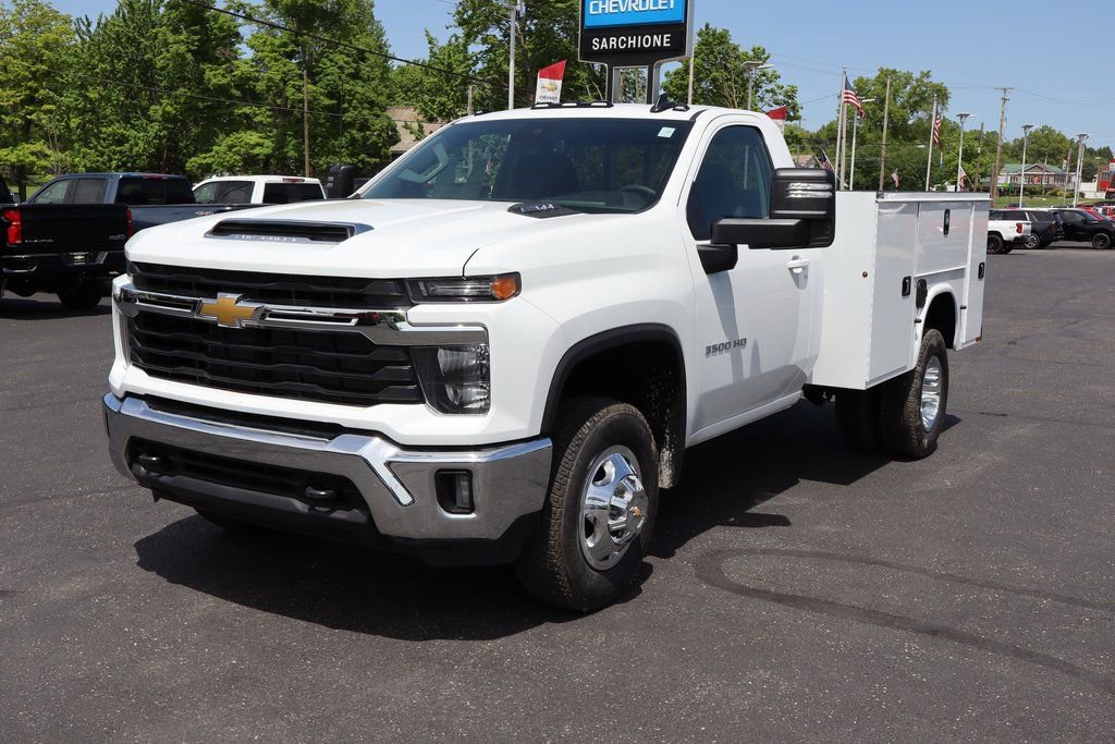 New 2025 Chevrolet Silverado 3500 LT w/ Convenience Package image 24