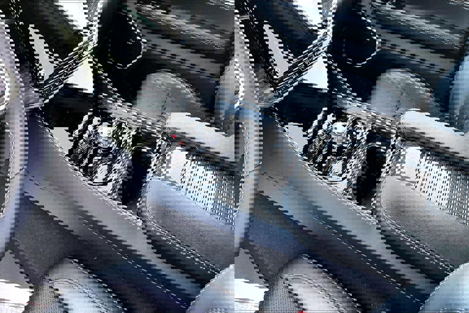 Used 2022 Jeep Wagoneer Series III image 16