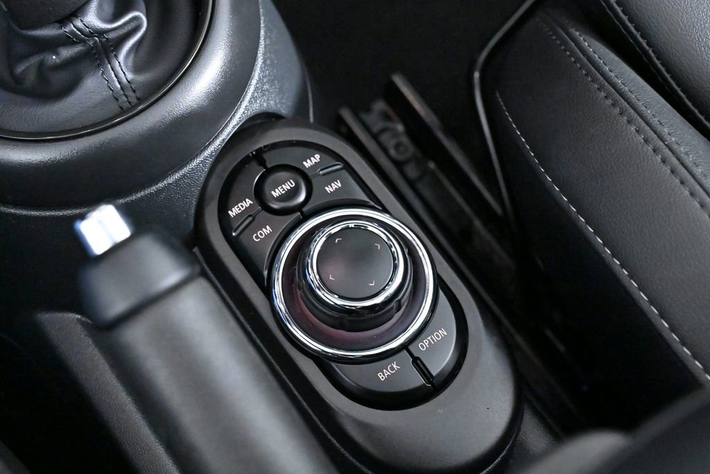 Certified 2024 MINI Cooper S FWD image 23