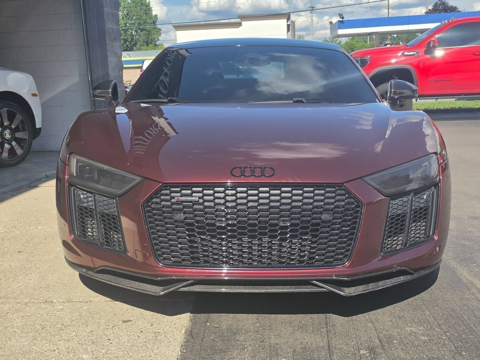 Used 2018 Audi R8 V10 plus AWD/4WD image 2