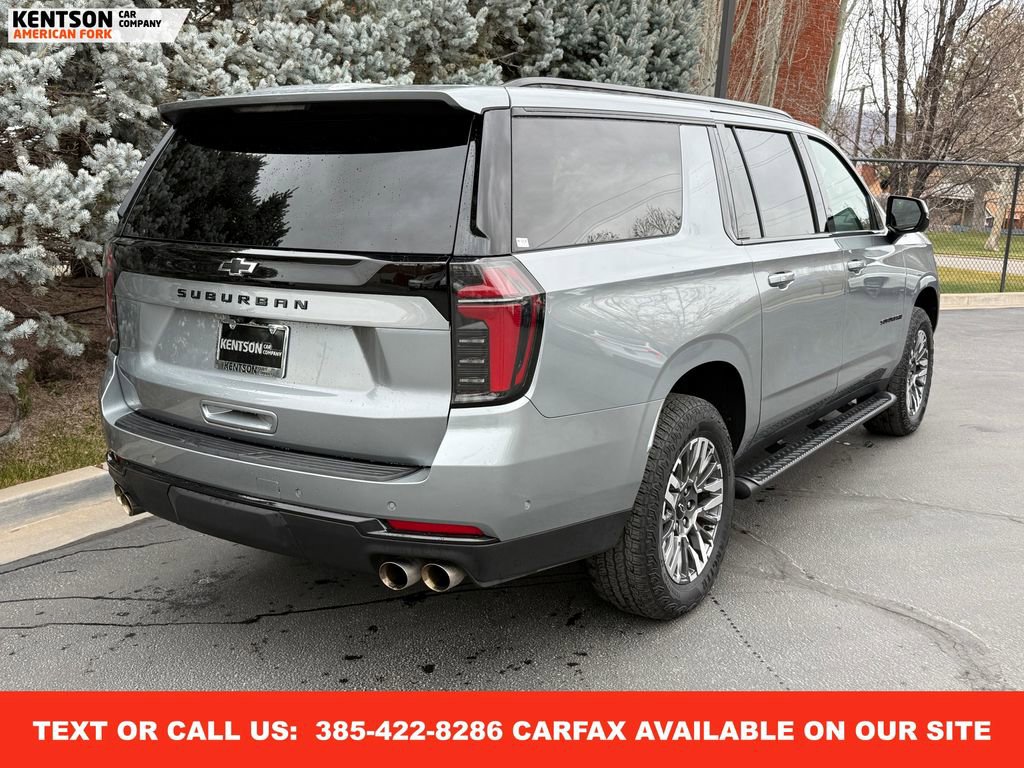 Used 2025 Chevrolet Suburban Z71 image 8