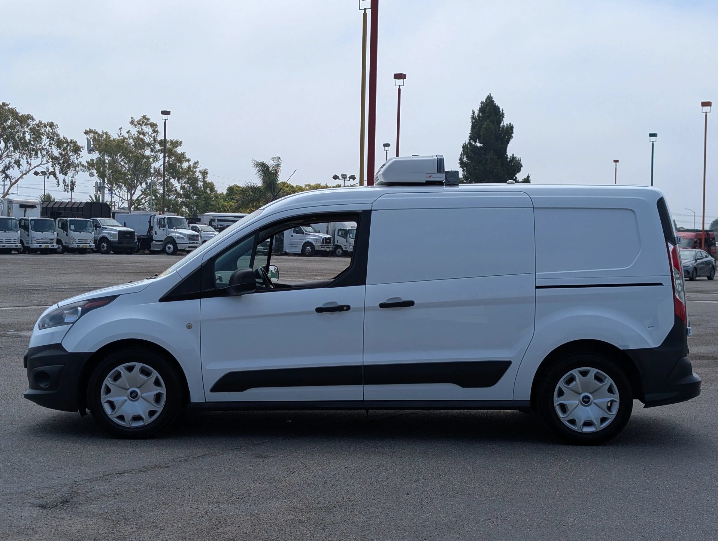 Used 2018 Ford Transit Connect XL FWD image 4