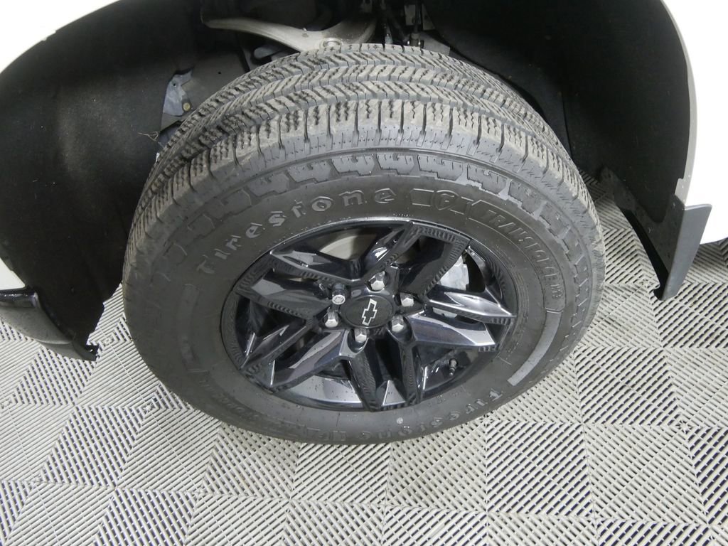 Used 2020 Chevrolet Silverado 1500 LT Trail Boss image 10