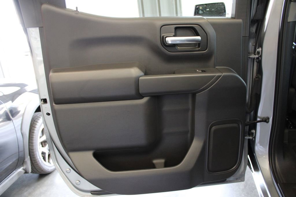 Used 2025 Chevrolet Silverado 1500 Custom Trail Boss AWD/4WD image 43