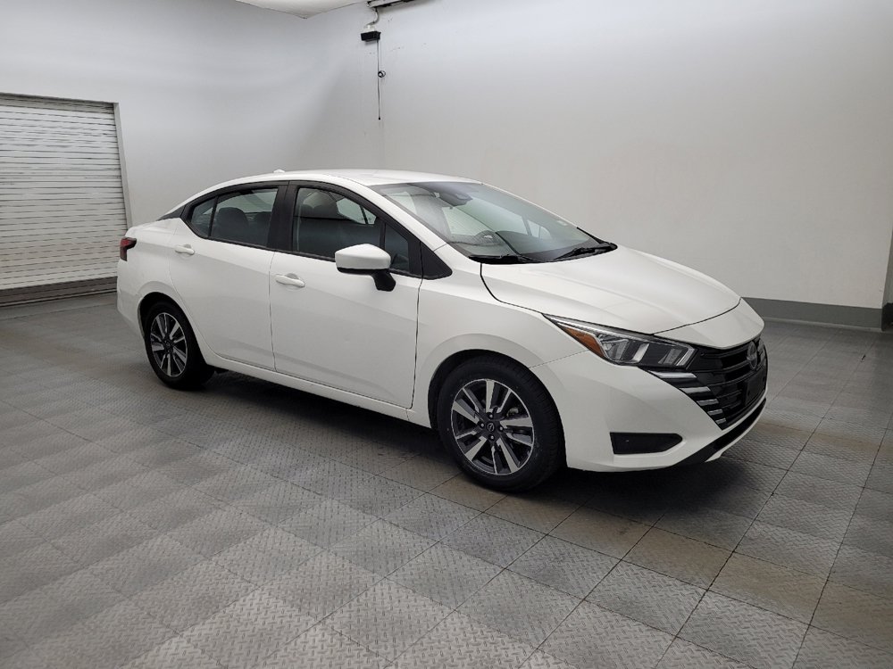 Used 2024 Nissan Versa SV FWD image 11