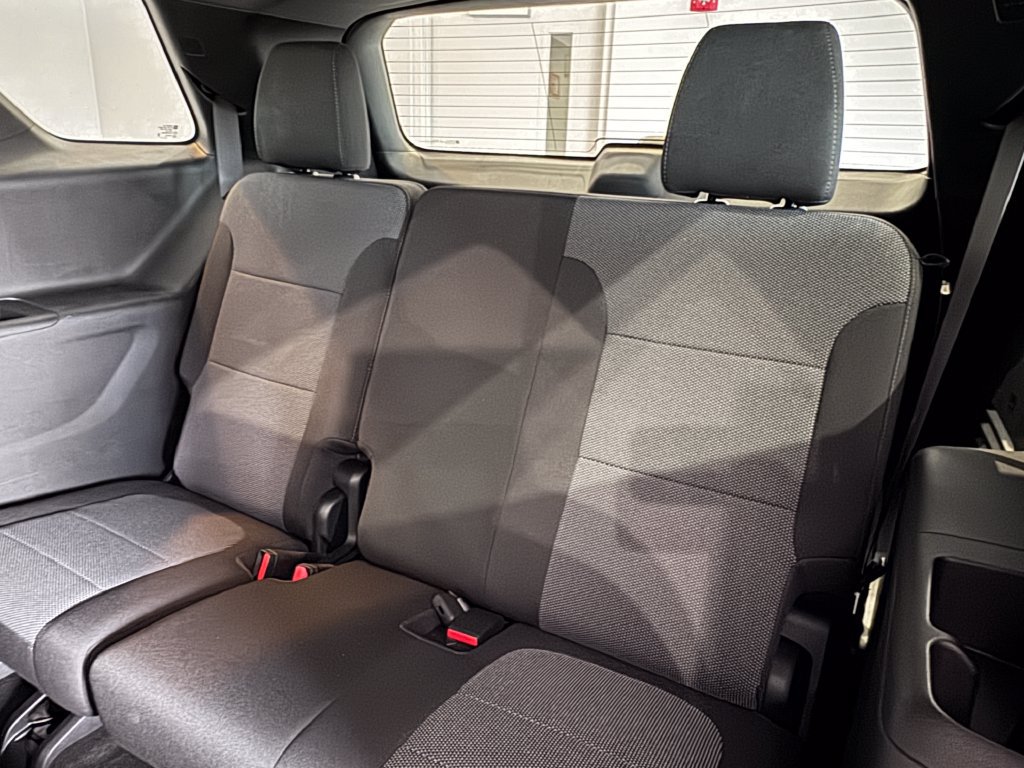 Certified 2023 Chevrolet Traverse LT AWD/4WD image 11