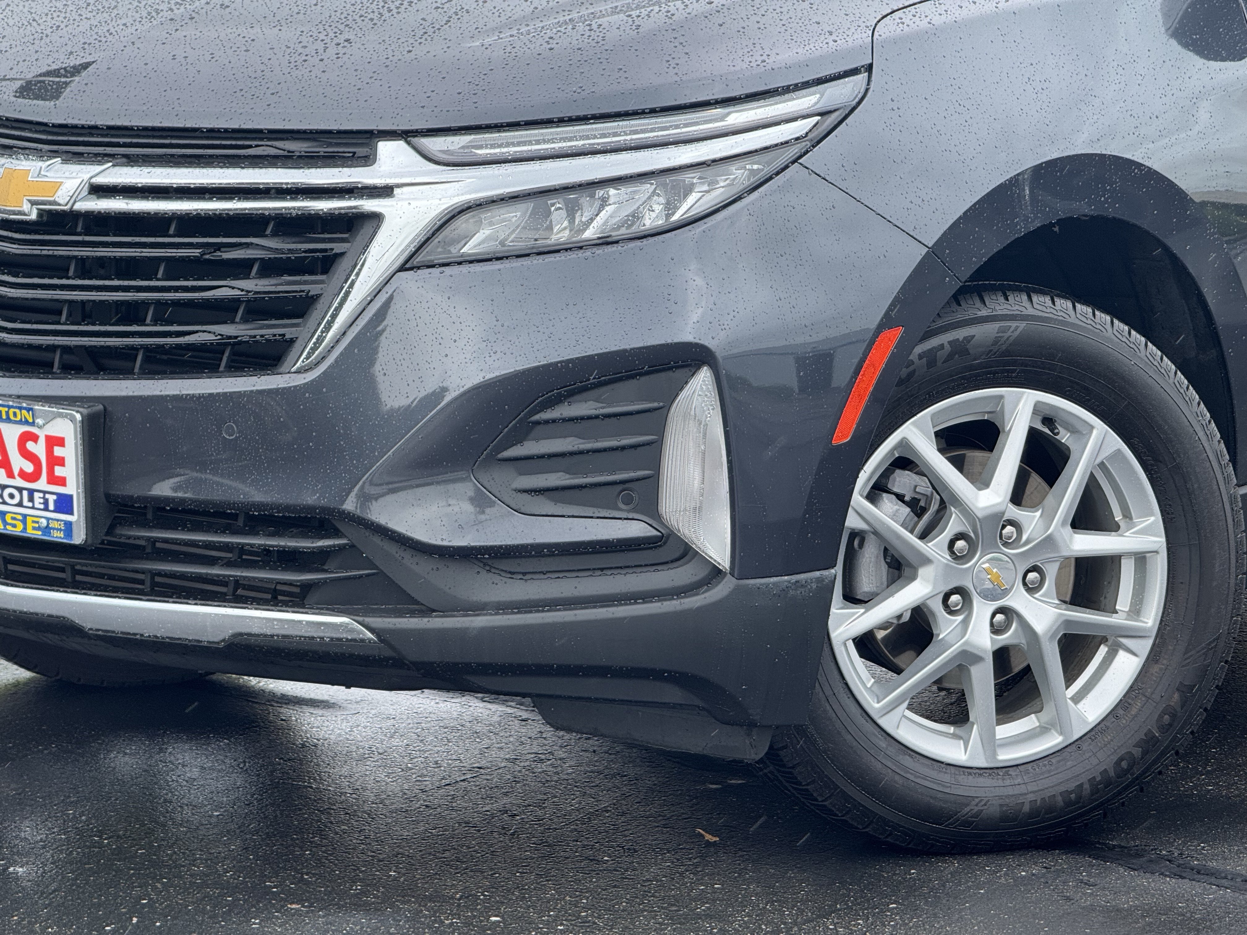 Certified 2022 Chevrolet Equinox LT w/ Driver Convenience Package AWD/4WD image 3
