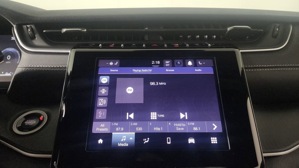 New 2025 Jeep Grand Cherokee Laredo w/ Luxury Tech Group I image 20