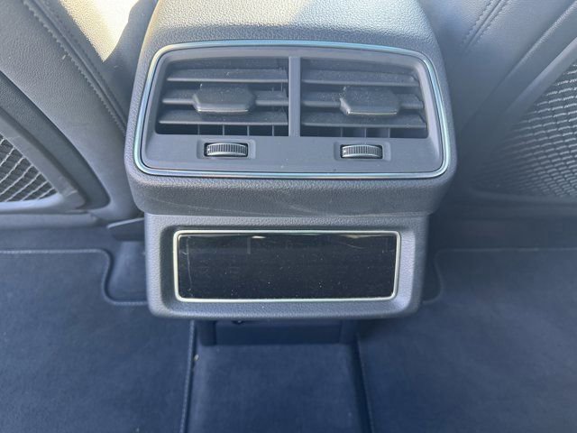 Used 2023 Audi e-tron Premium Plus image 16