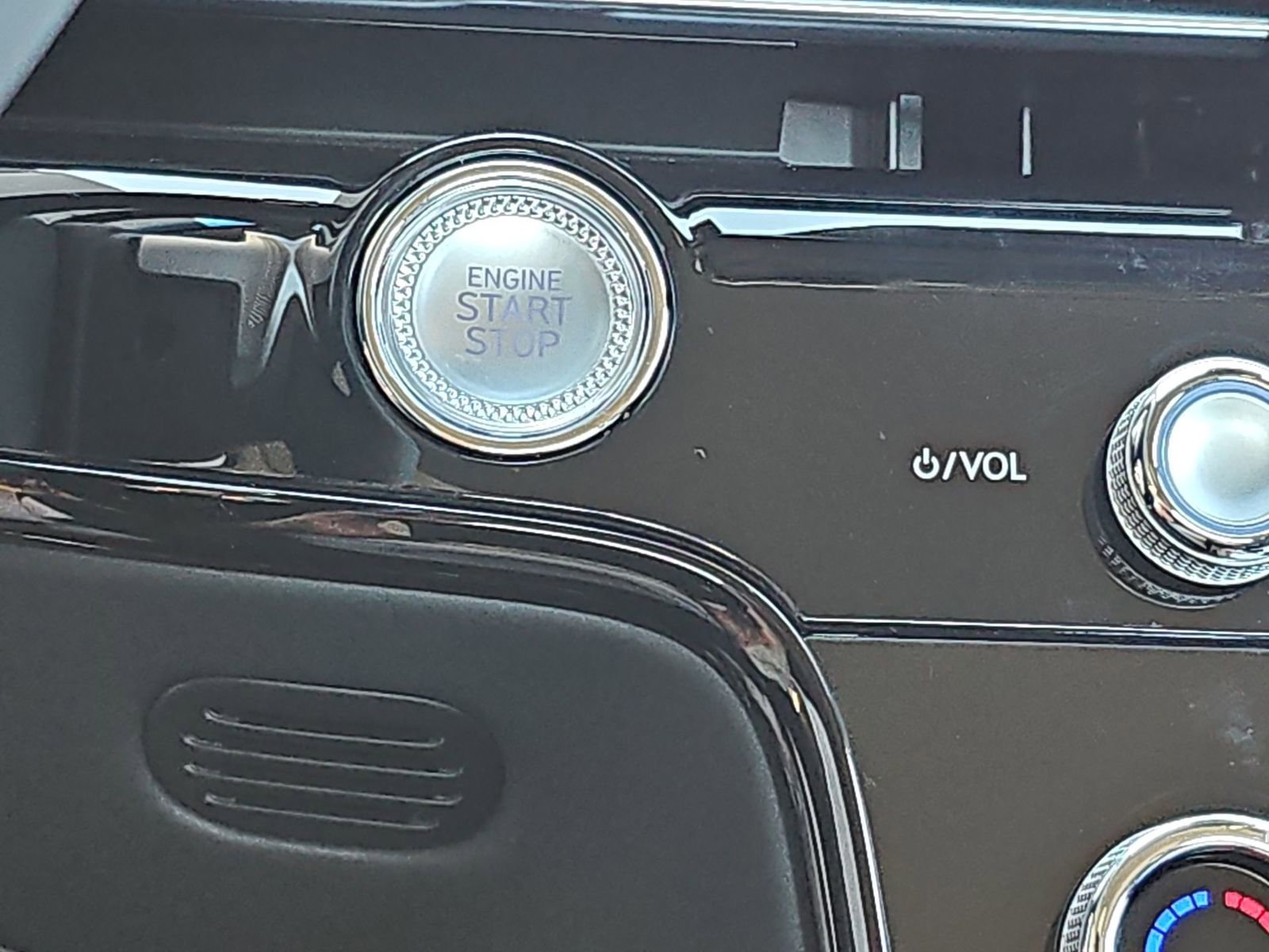 Certified 2026 Genesis G80 2.5T image 24