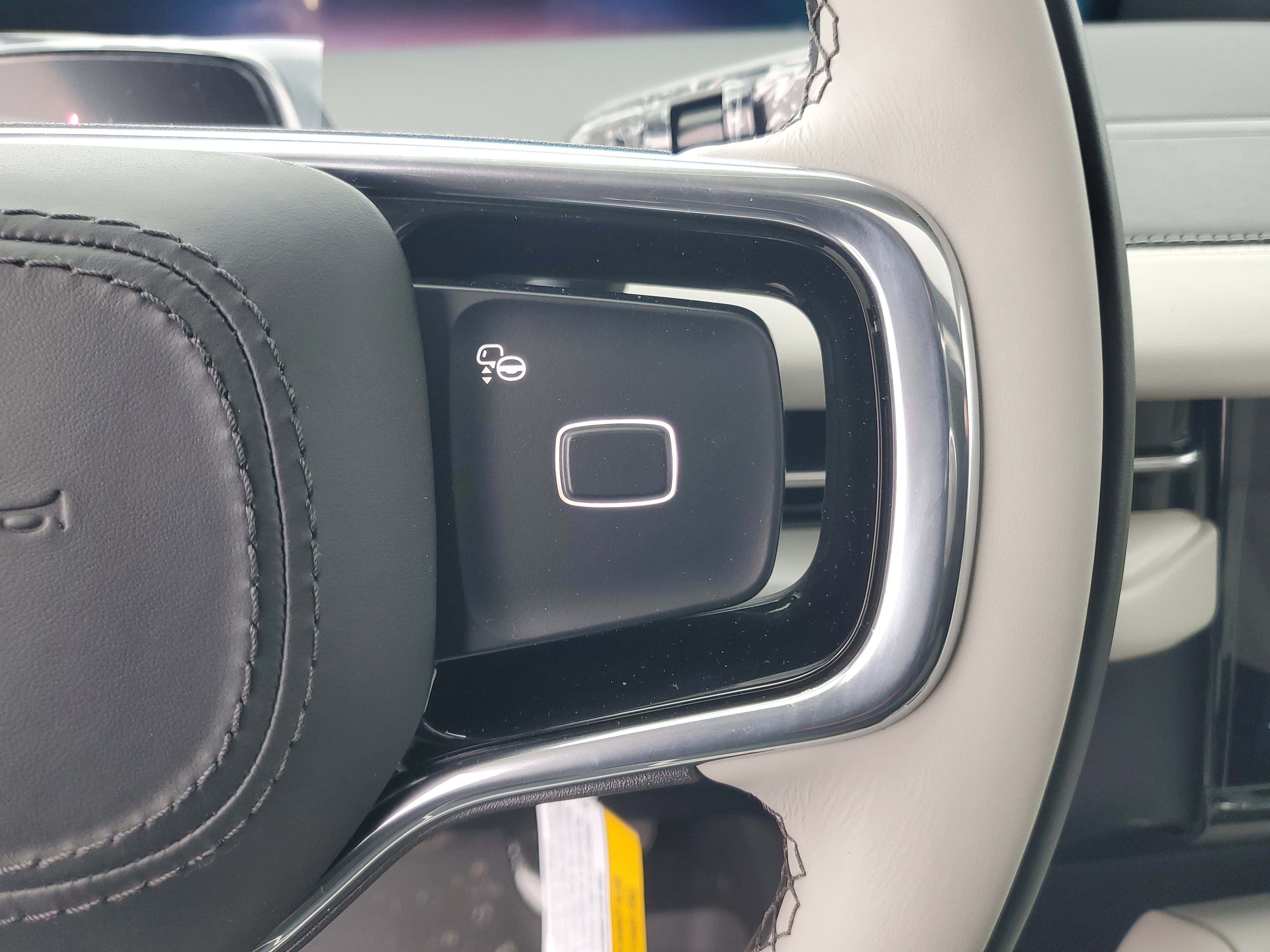 New 2026 Lincoln Navigator Reserve w/ Jet Appearance Package image 18