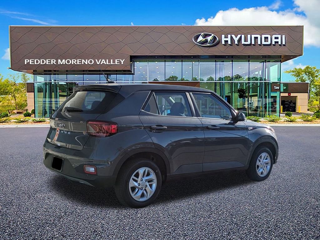 New 2026 Hyundai Venue SE image 6