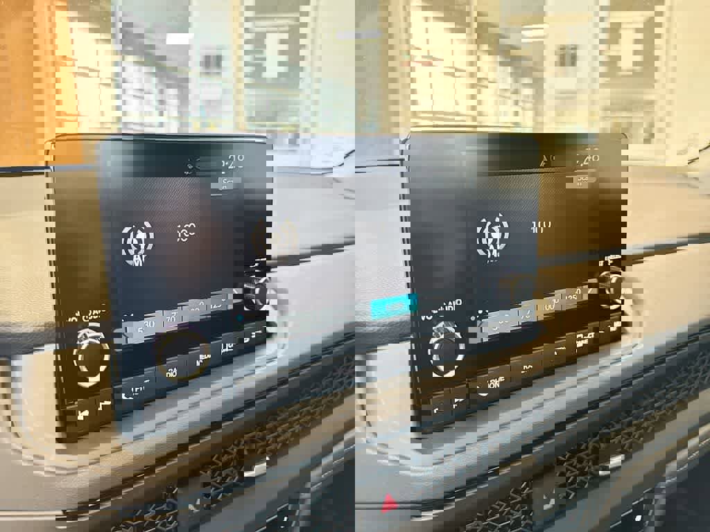 Certified 2025 Honda Accord SE image 31