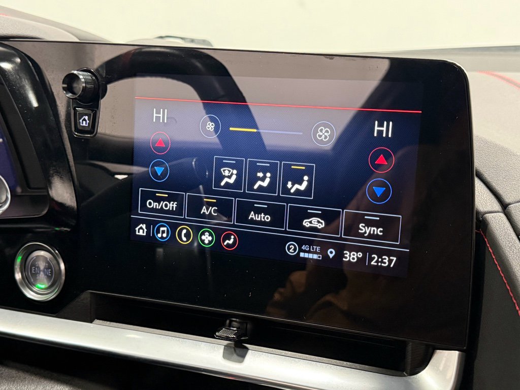 Used 2022 Chevrolet Corvette Stingray Coupe w/ Z51 Performance Package image 22