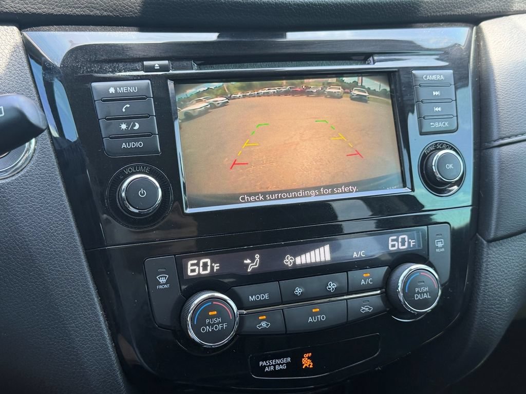 Used 2019 Nissan Rogue SV AWD/4WD image 27