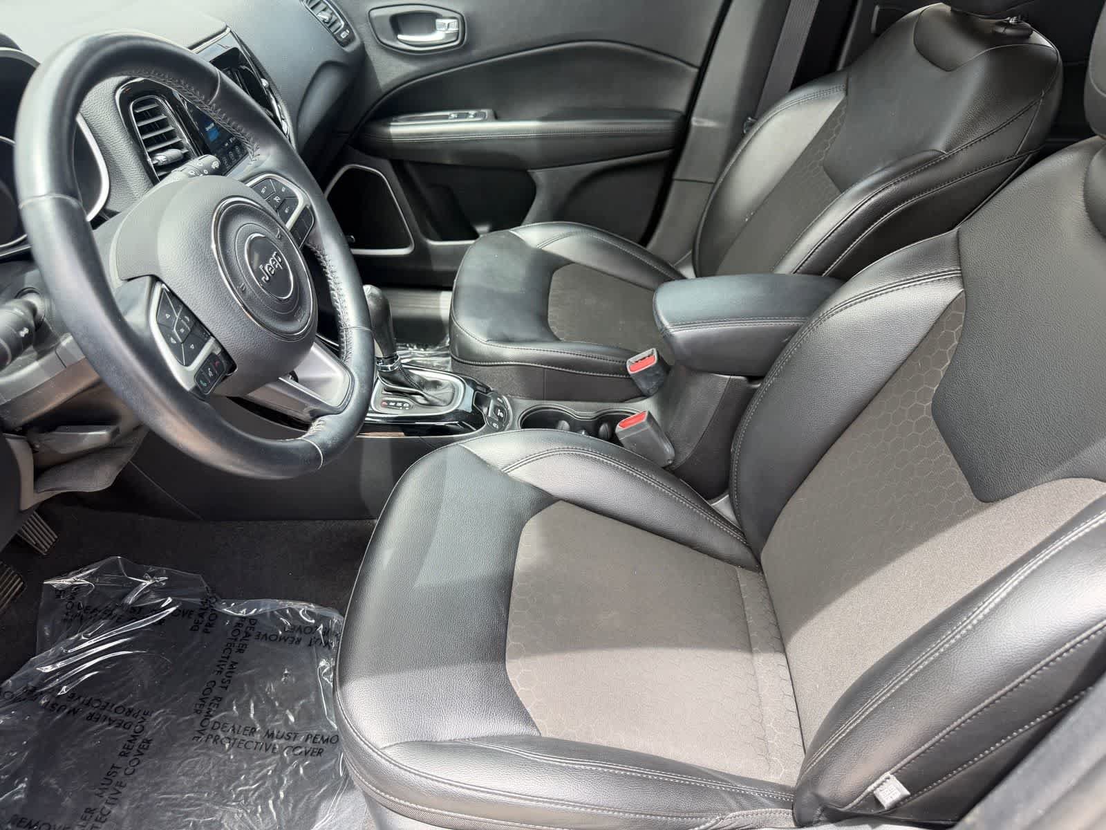 Used 2021 Jeep Compass Latitude w/ Sun and Sound Group FWD image 15