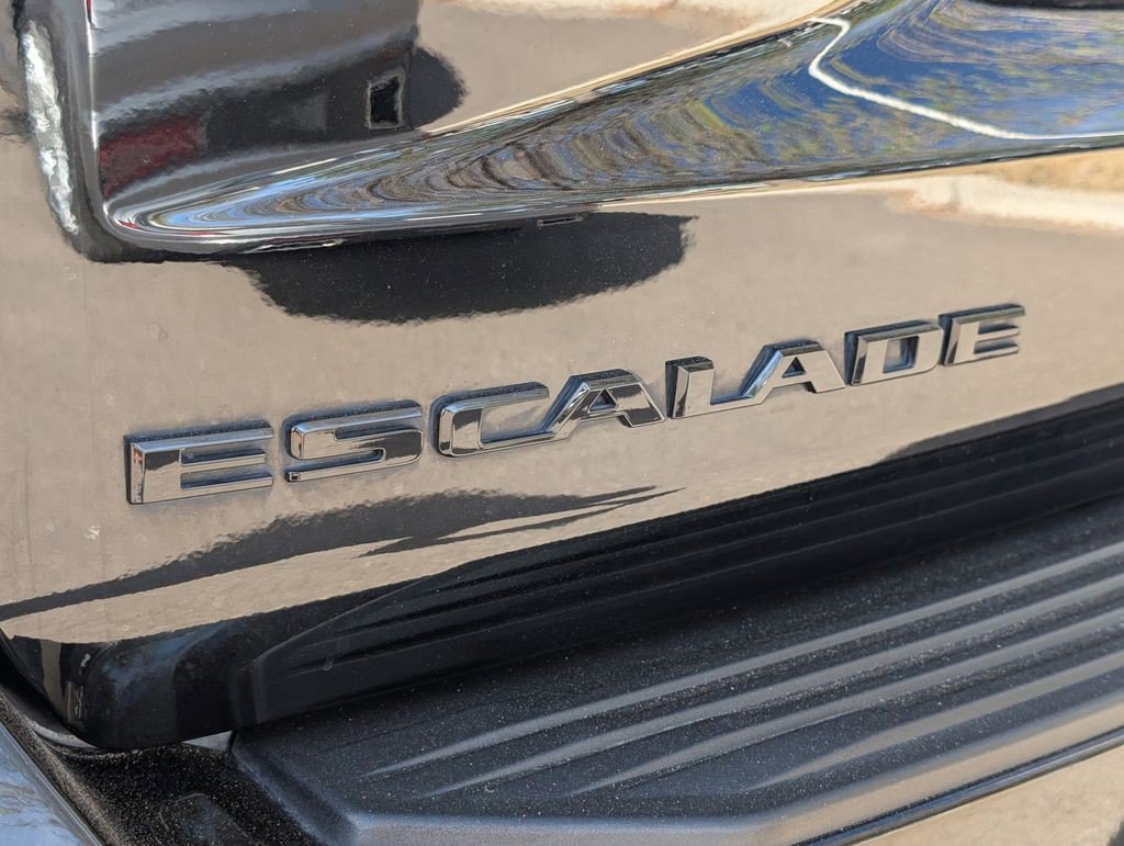 Certified 2022 Cadillac Escalade Sport Platinum w/ LPO, ONYX Package AWD/4WD image 10