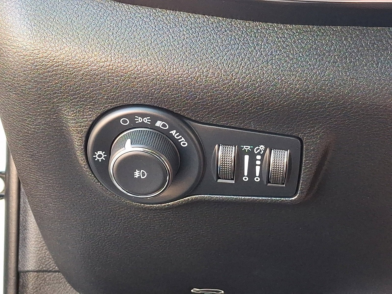 Used 2024 Jeep Compass Limited AWD/4WD image 26