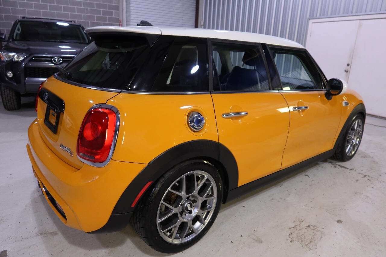 Used 2015 MINI Cooper S image 5