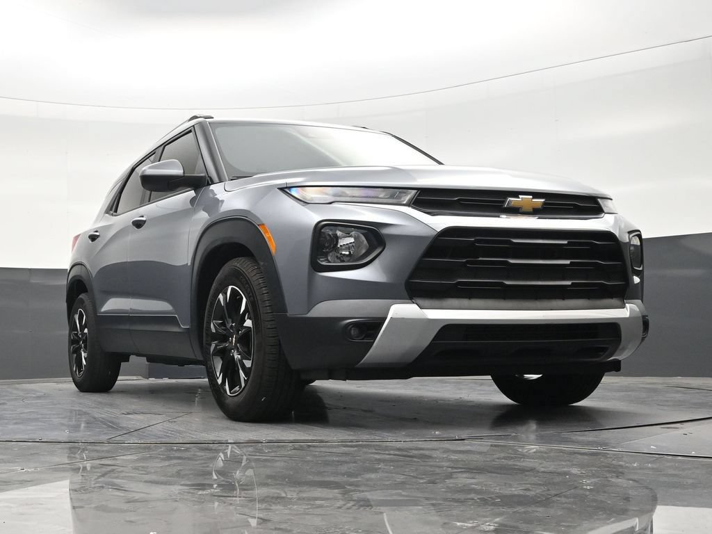 Used 2021 Chevrolet TrailBlazer LT w/ Convenience Package FWD image 26