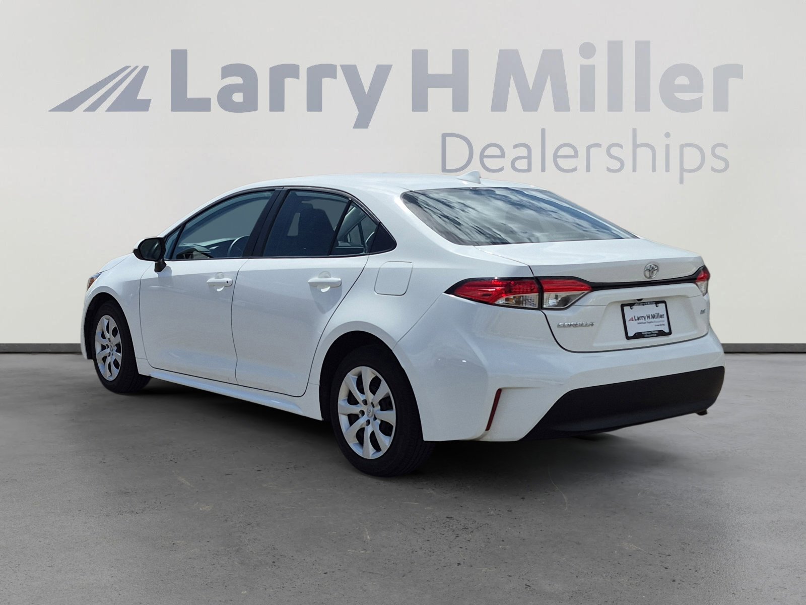 Certified 2024 Toyota Corolla LE image 3