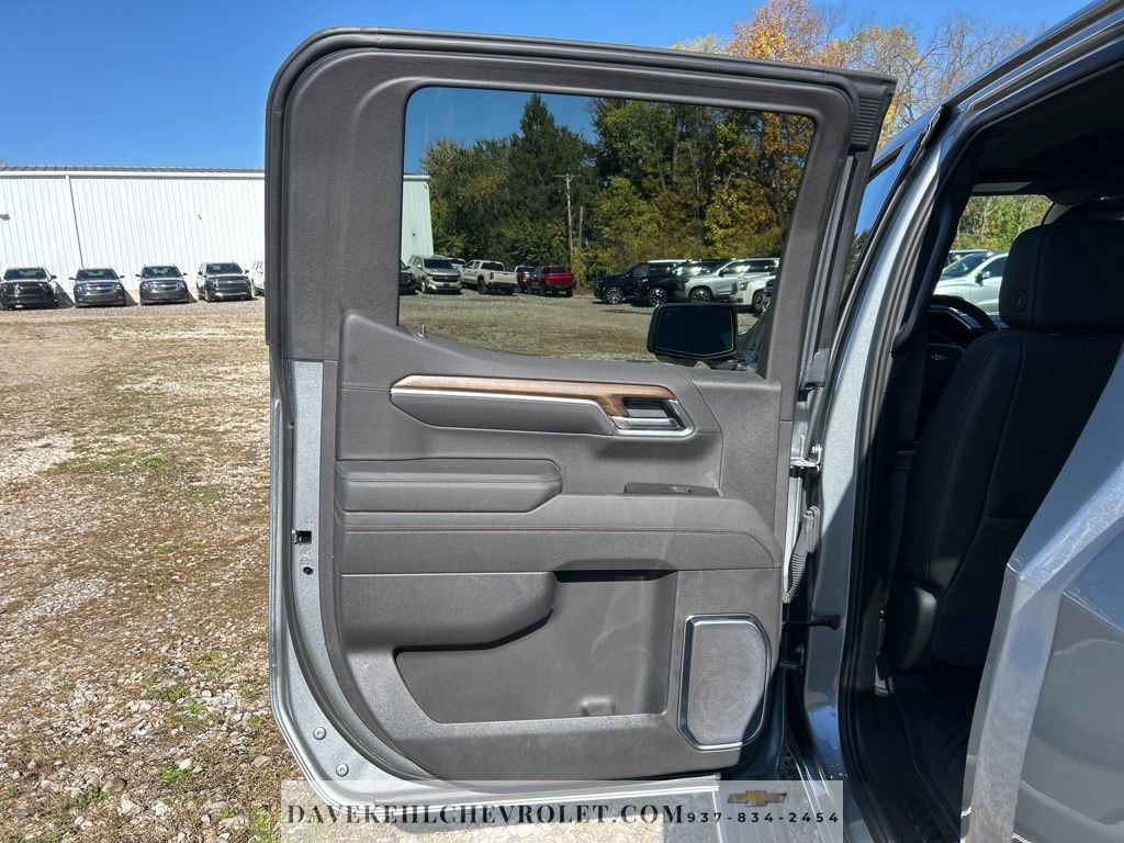 Certified 2025 Chevrolet Silverado 1500 High Country image 22