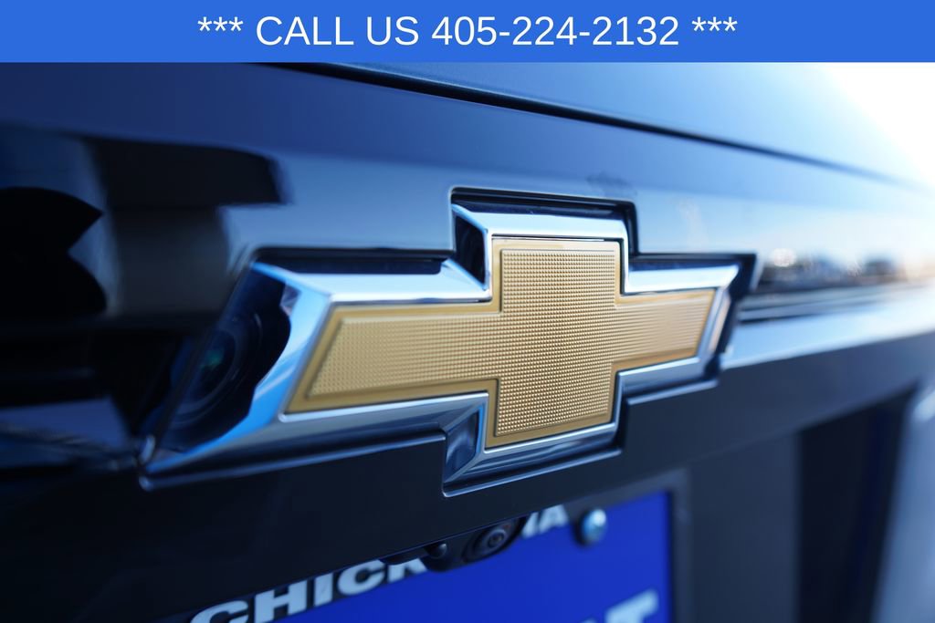 Used 2025 Chevrolet Traverse LT image 5