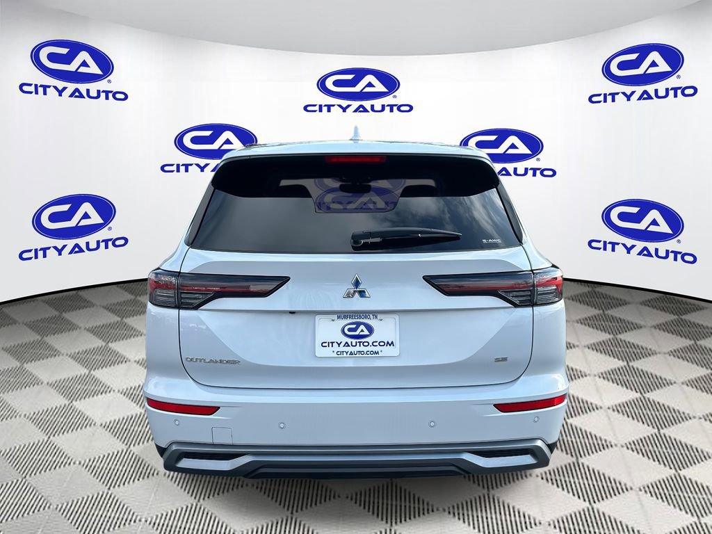 New 2026 Mitsubishi Outlander SE AWD/4WD image 4