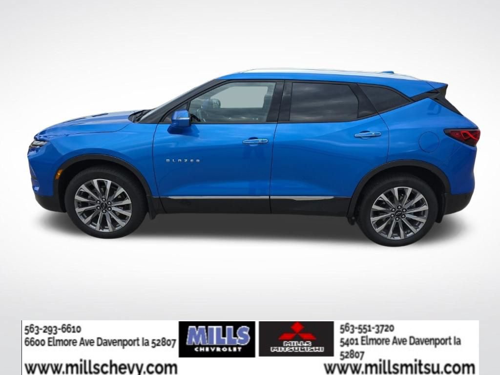 Used 2024 Chevrolet Blazer Premier w/ Driver Confidence II Package FWD image 2