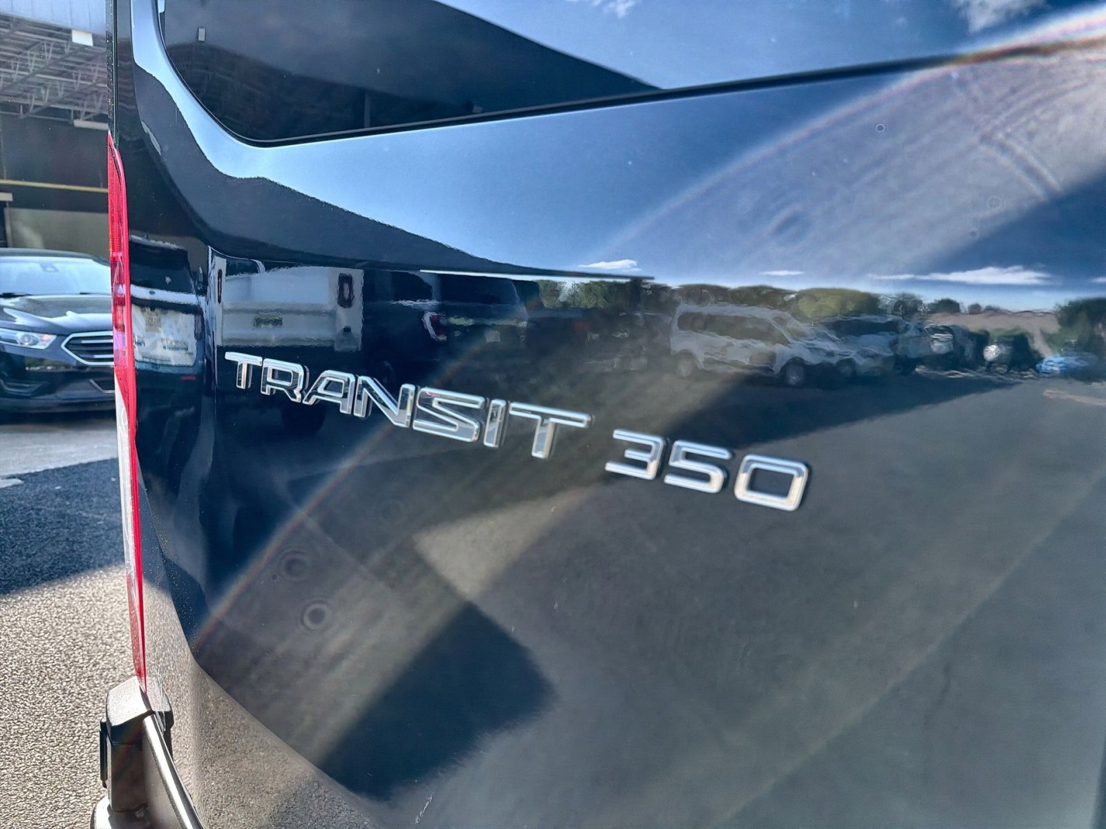 Used 2024 Ford Transit 350 XL image 29