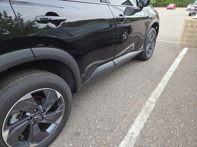 Used 2026 Nissan Rogue SV FWD image 10