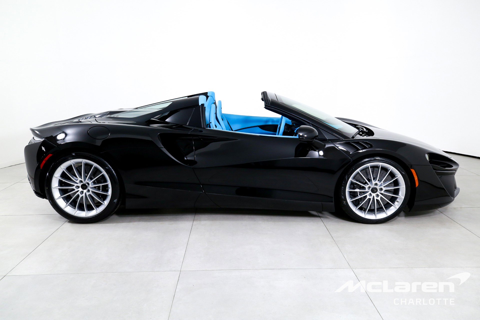 New 2026 McLaren Artura Spider RWD image 11