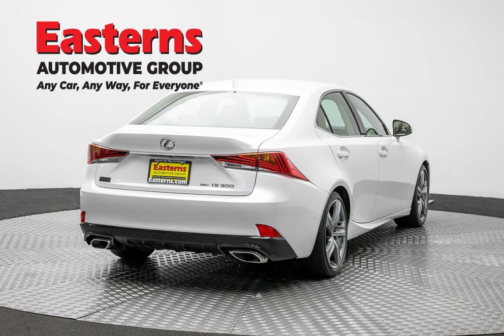 Used 2018 Lexus IS 300 AWD image 5