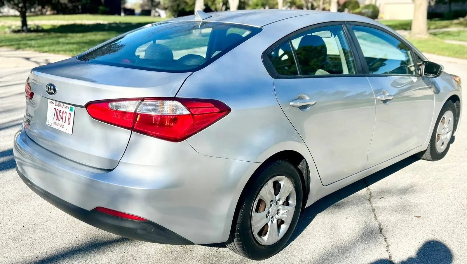Used 2016 Kia Forte LX FWD image 3
