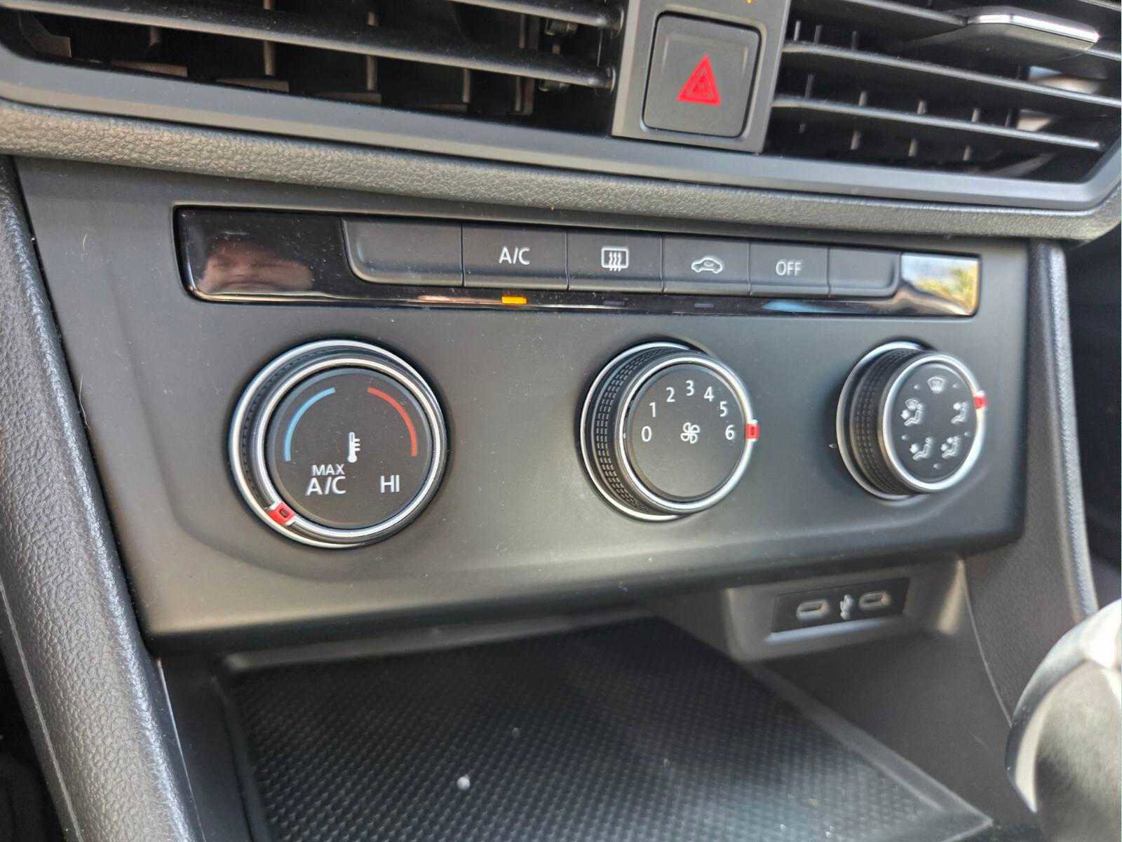 Used 2022 Volkswagen Jetta Sport FWD image 22