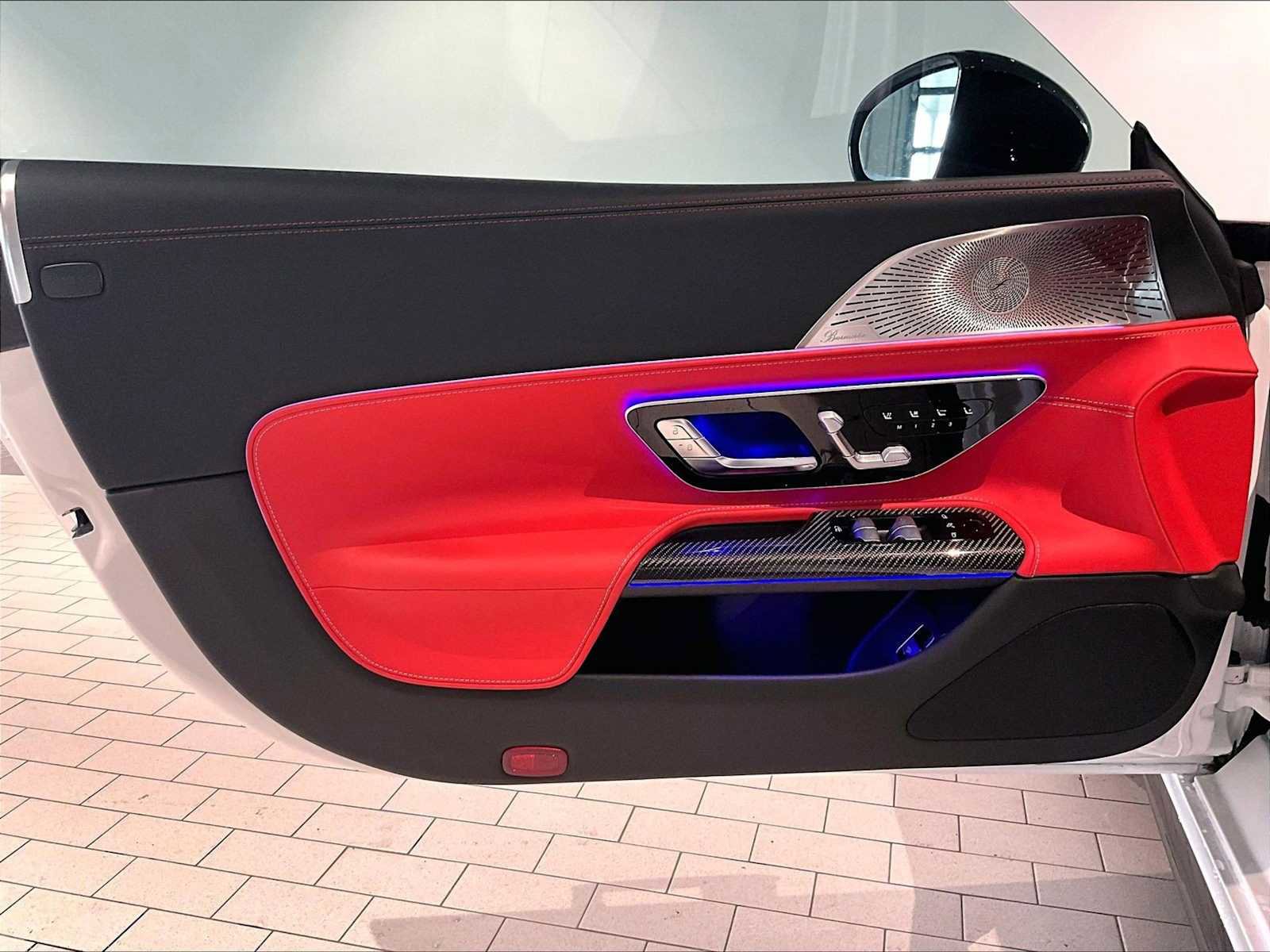 Used 2023 Mercedes-Benz SL 55 AMG 4MATIC image 26