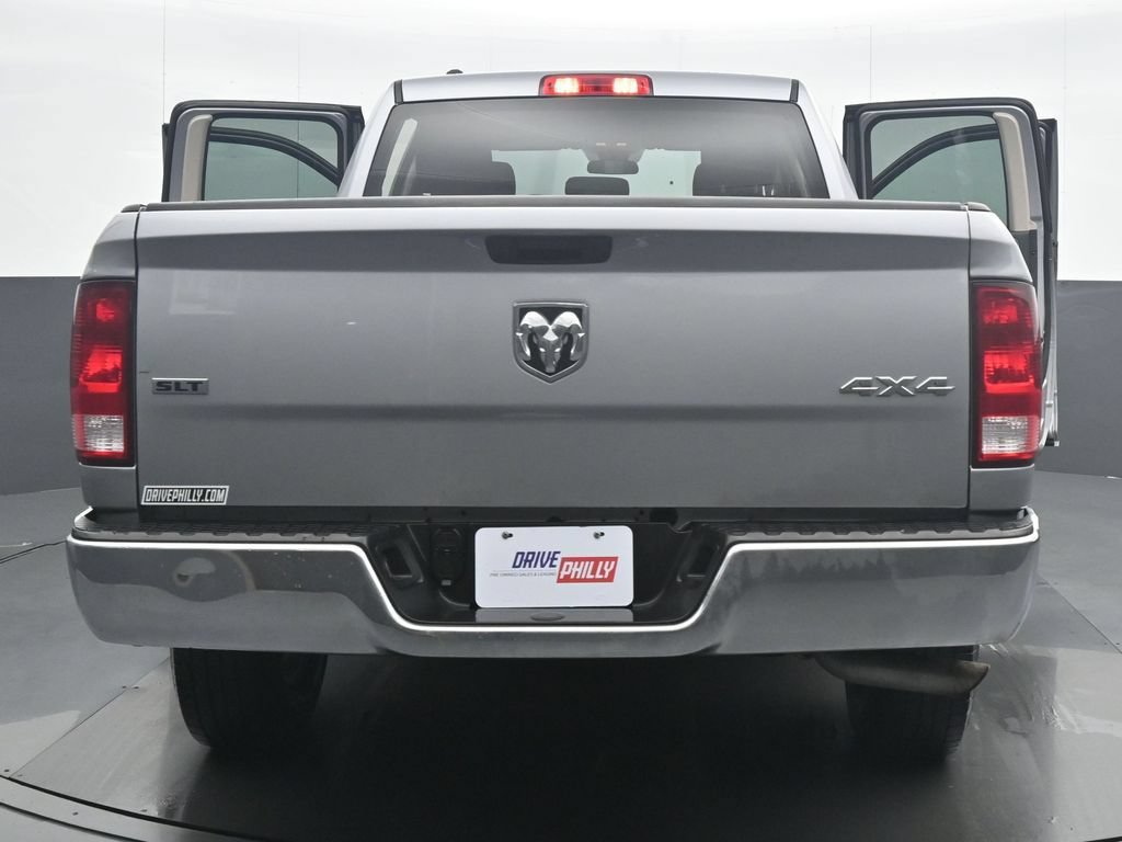Used 2024 RAM 1500 Classic SLT AWD/4WD image 34