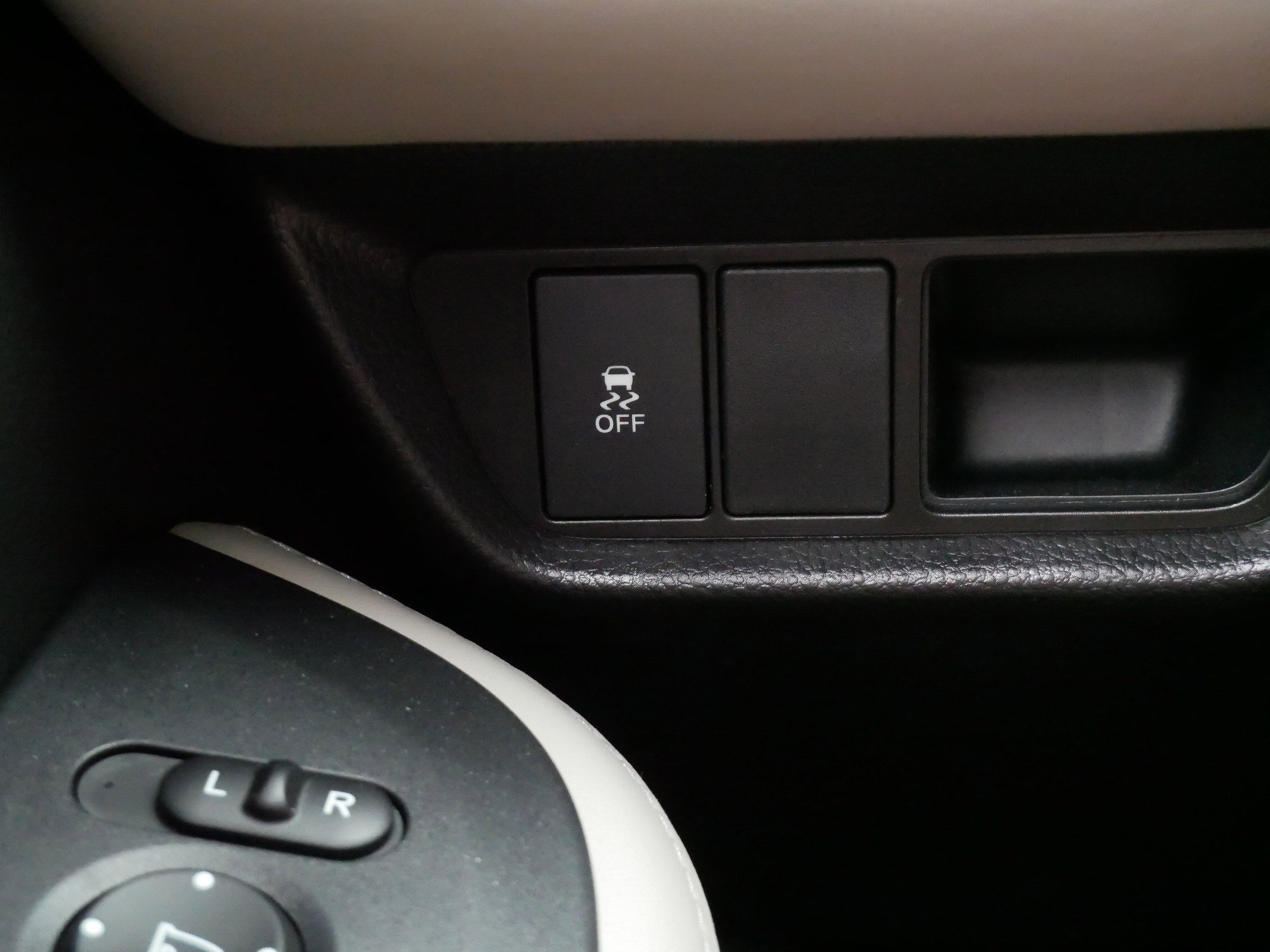Used 2026 Honda HR-V LX image 27