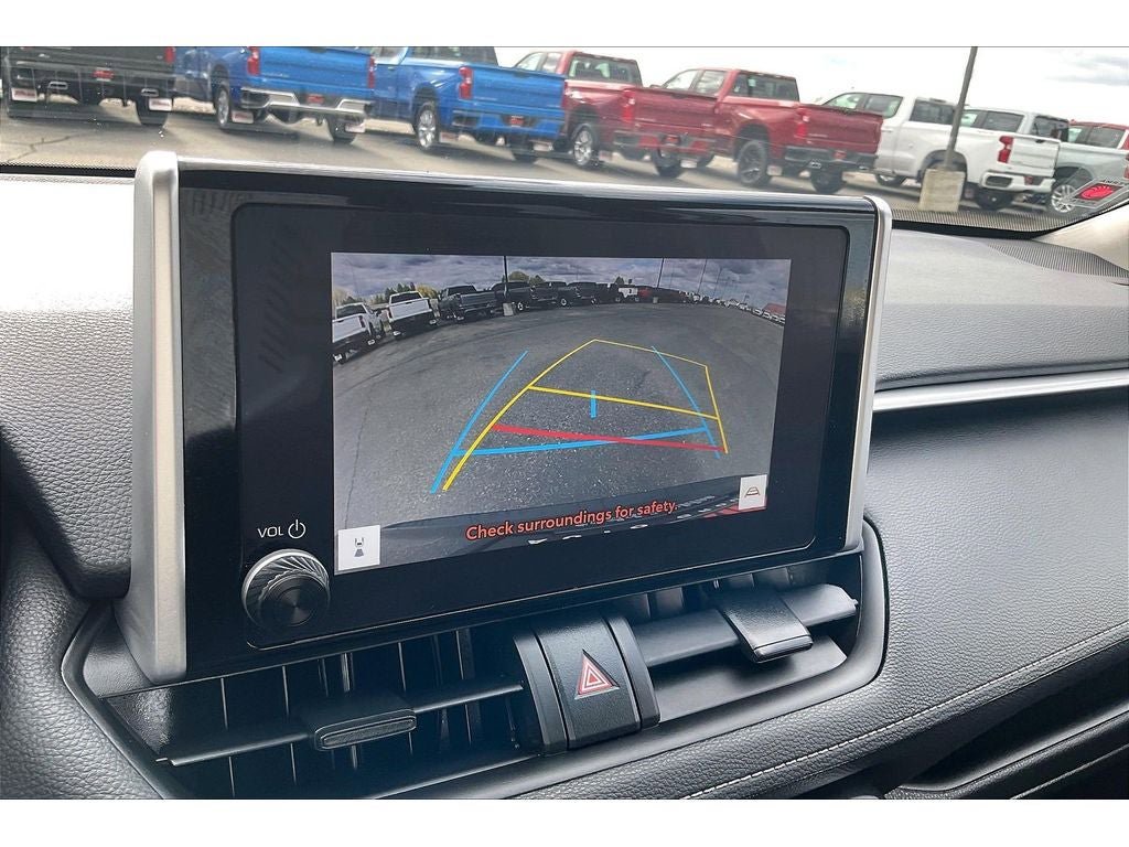 Used 2024 Toyota RAV4 XLE AWD/4WD image 23