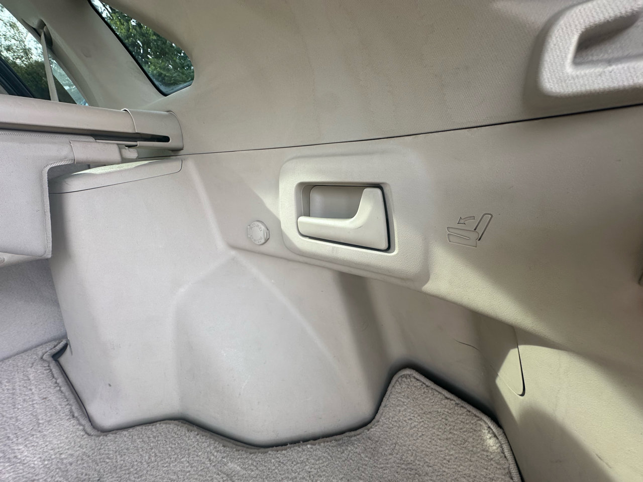 Used 2010 Toyota Venza image 39