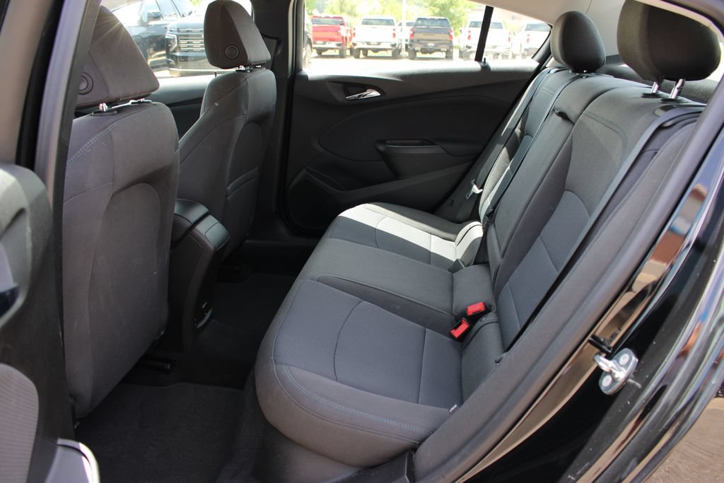Certified 2018 Chevrolet Cruze LT FWD image 30