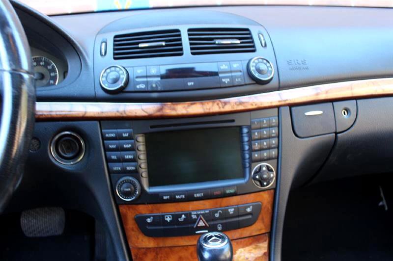 Used 2008 Mercedes-Benz E 350 Sedan image 16