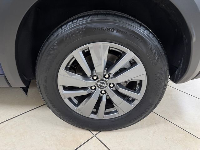 Used 2025 Nissan Pathfinder SV AWD/4WD image 24