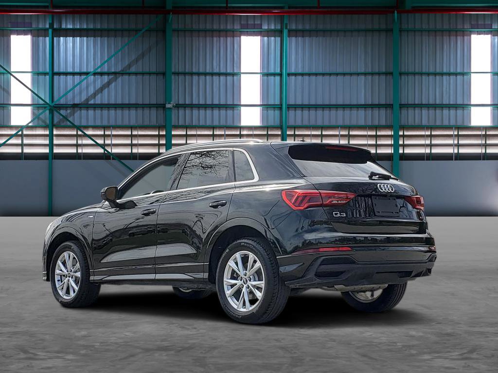 Used 2025 Audi Q3 2.0T Premium Plus w/ Premium Plus Package AWD/4WD image 3
