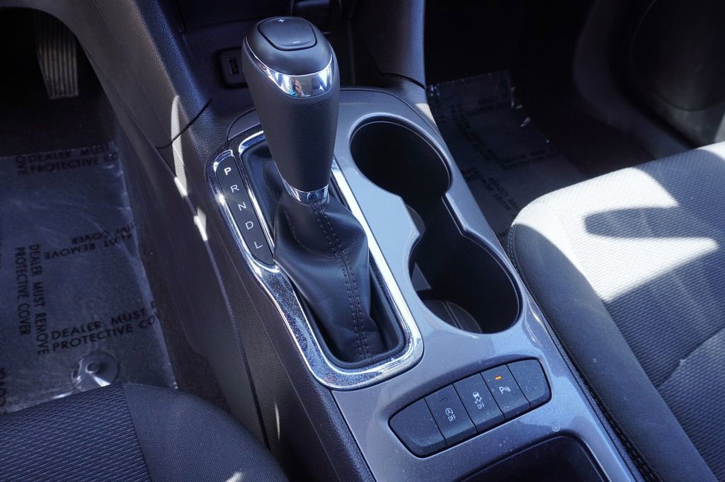 Used 2019 Chevrolet Cruze LT w/ Convenience Package image 18