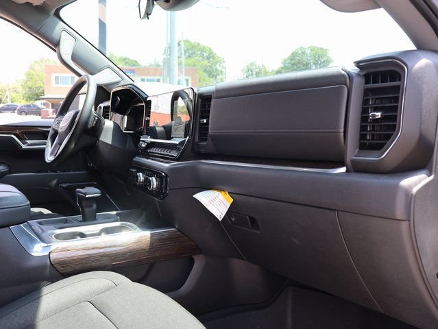 Certified 2025 GMC Sierra 1500 Elevation w/ Preferred Package AWD/4WD image 9