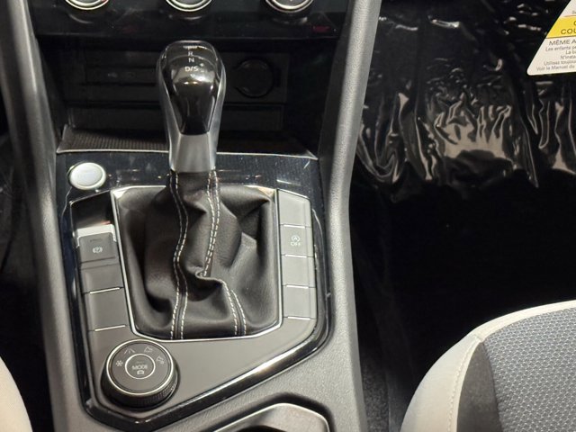 New 2025 Volkswagen Taos S image 20