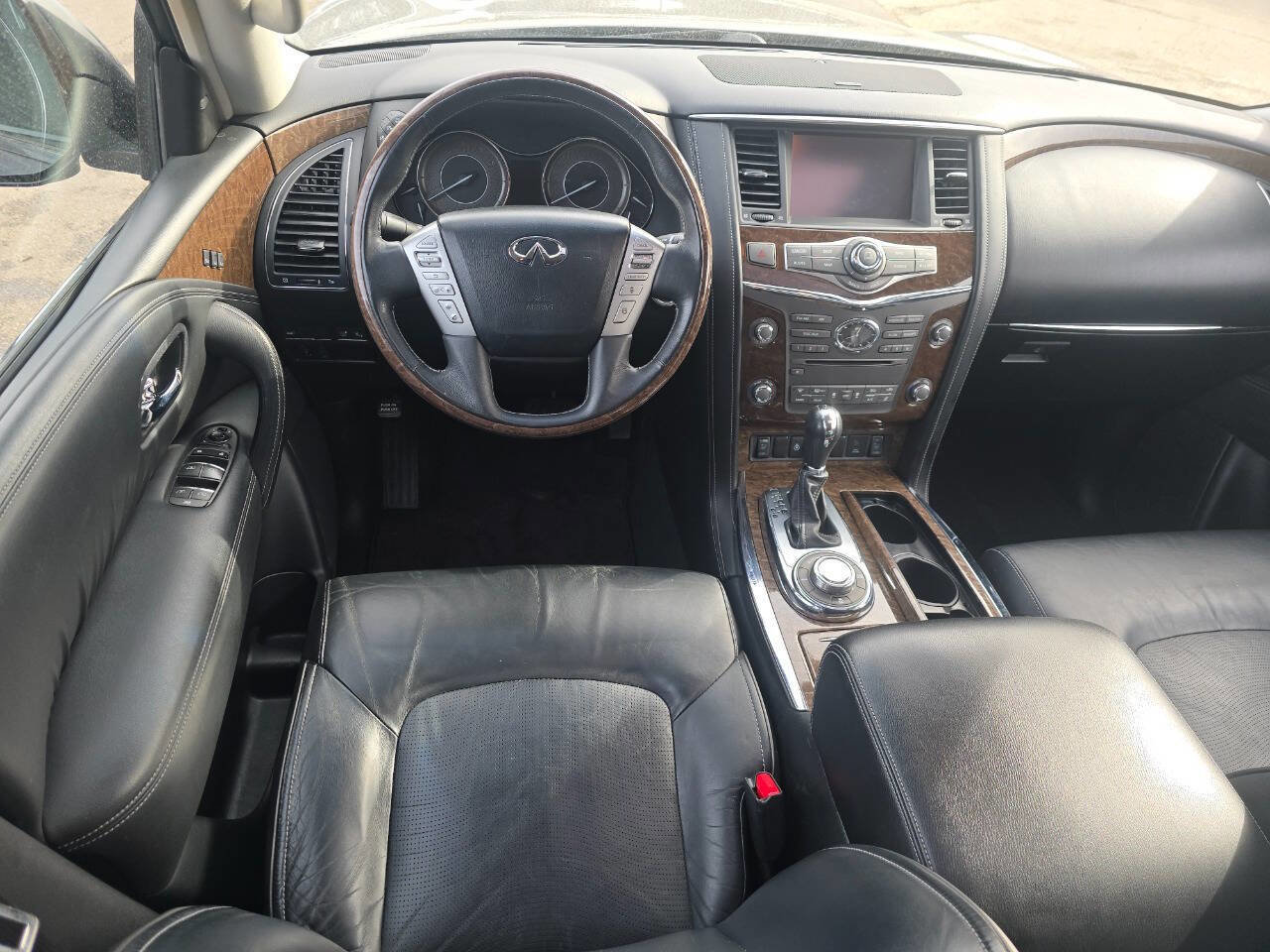 Used 2017 INFINITI QX80 4WD w/ Driver Assistance Package image 10