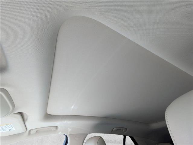 Used 2021 Buick Envision Avenir w/ Technology Package II image 15